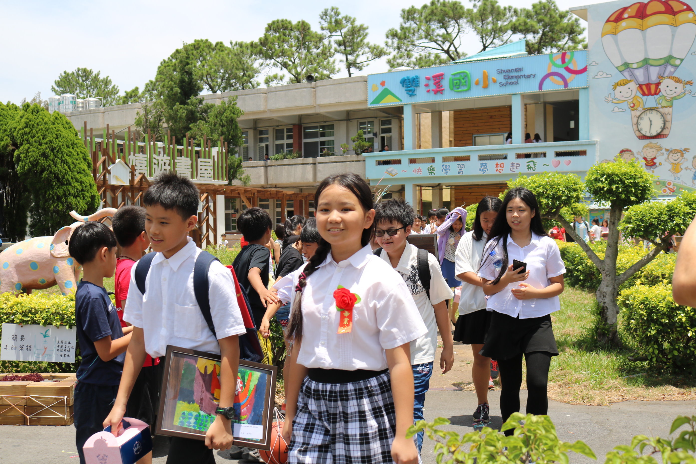 雙溪國小第75屆暨幼兒園第35屆畢業典禮-歡送篇3